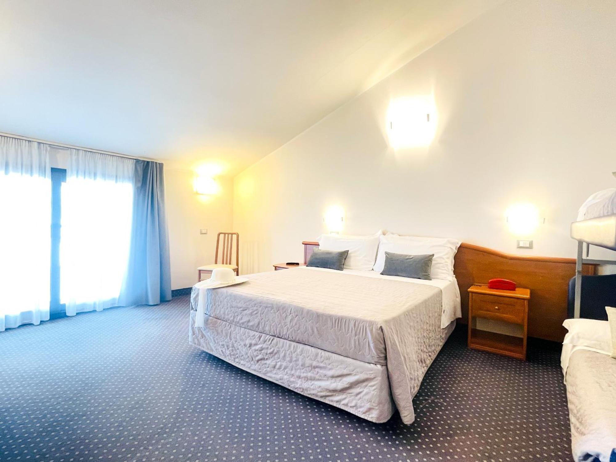 Hotel Bolognese بيلاريا-إيجيا مارينا المظهر الخارجي الصورة